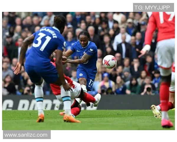 切尔西更衣室风波揭晓斯特林与恩佐训练场冲突引发热议